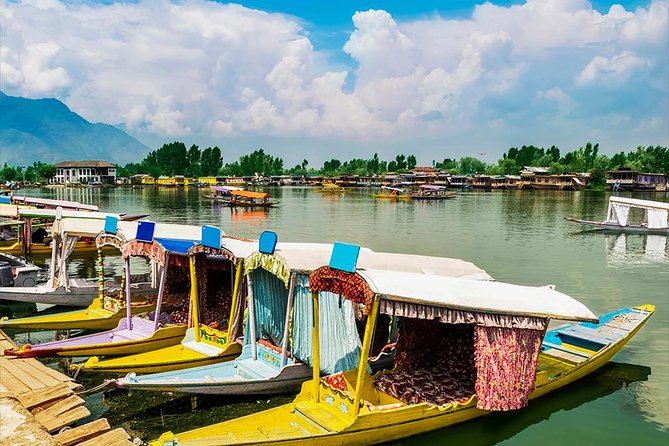 Srinagar Tour with Gulmarg and Pahalgam